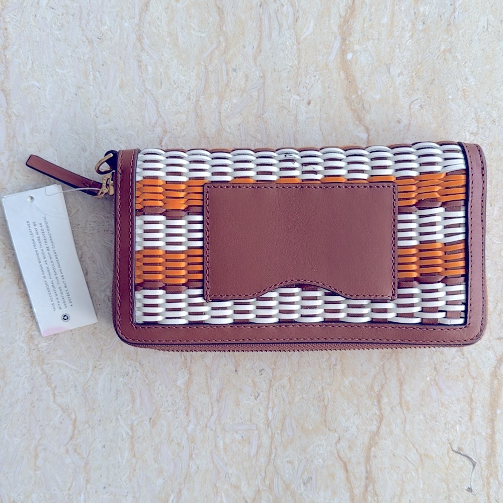 NWT Tory Burch Emerson Woven Leather Wristlet Zip Continental Wallet. - Picture 7 of 7
